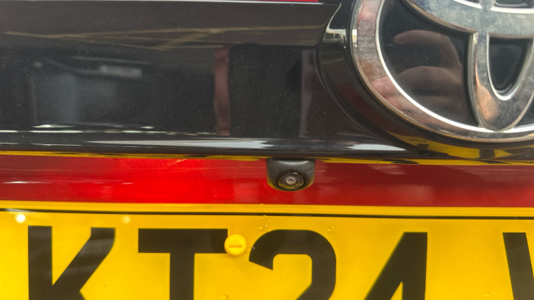 Toyota Yaris Cross 1.5 Hybrid 130 Design 5dr CVT Hybrid Estate